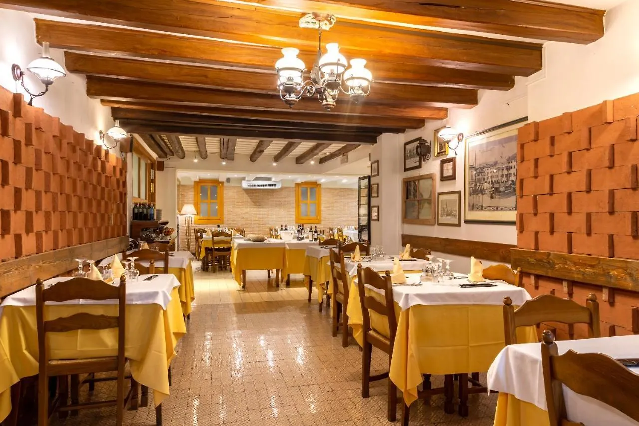 Albergo Ristorante Leon D'Oro Este Szálloda